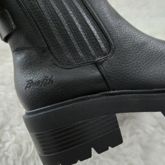 Blowfish Malibu Joy Bootie. Black. Size. 8.5. New.Sharpen up a layered look wi - Picture 4 of 7